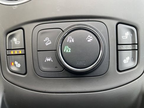 Used 2022 GMC Terrain SLE w/ Driver Convenience Package image 24