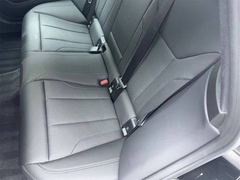 Used 2025 BMW i4 eDrive40 image 46