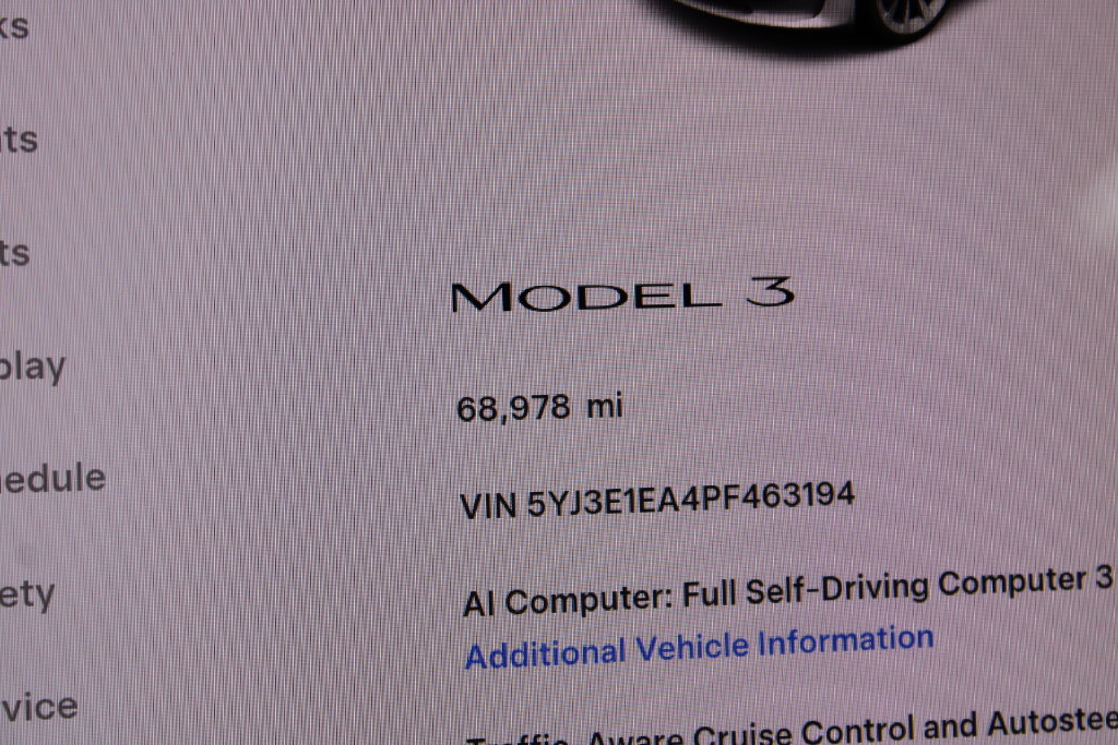 Used 2023 Tesla Model 3 Standard Range RWD image 32
