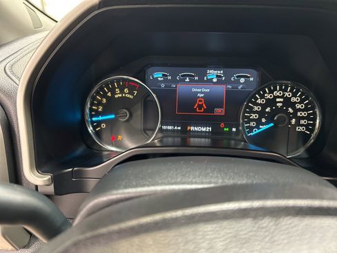 Used 2016 Ford F150 Lariat w/ Equipment Group 502A Luxury image 16