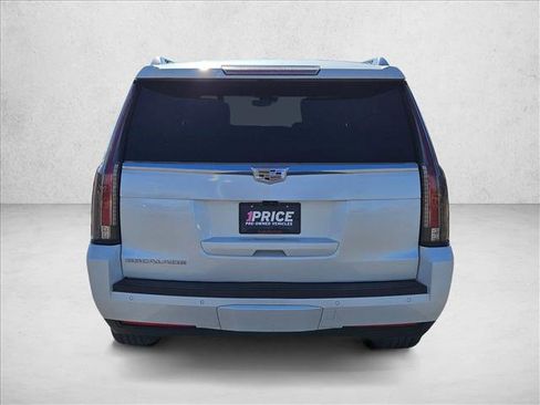 Used 2018 Cadillac Escalade ESV Platinum image 7