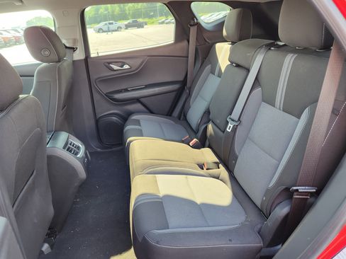 Used 2023 Chevrolet Blazer LT FWD image 11