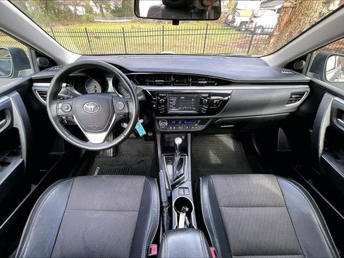 Used 2014 Toyota Corolla S image 13