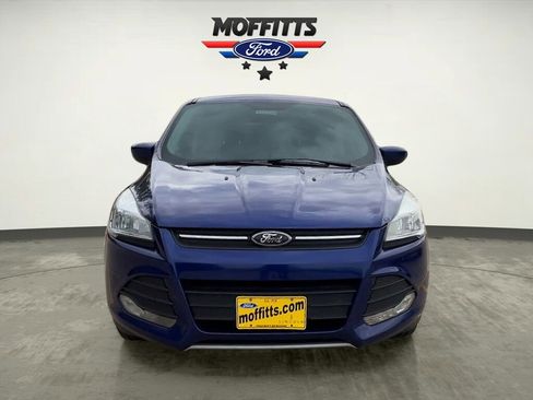 Used 2016 Ford Escape SE image 1
