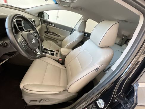 Used 2017 Kia Sportage EX AWD/4WD image 11
