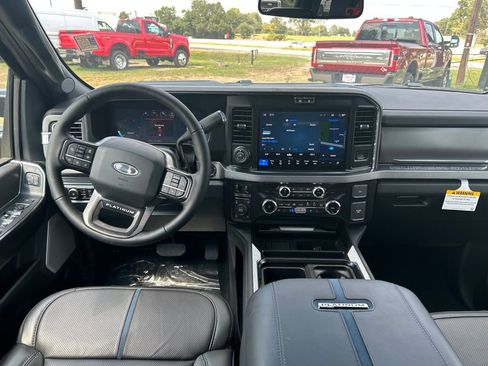New 2025 Ford F250 Platinum w/ FX4 Off-Road Package image 13