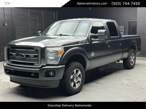 Used 2016 Ford F250 Lariat w/ Lariat Interior Package image 1
