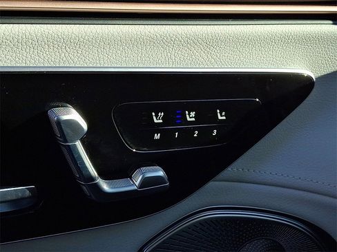 Certified 2023 Mercedes-Benz EQS 580 4MATIC SUV image 26