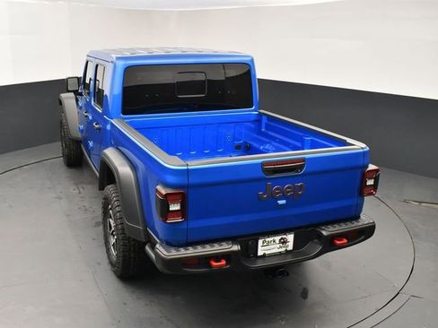 New 2026 Jeep Gladiator Rubicon w/ Steel Power Dome Hood Package AWD/4WD image 13
