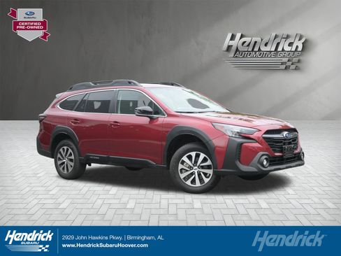 Certified 2025 Subaru Outback Premium AWD/4WD image 1