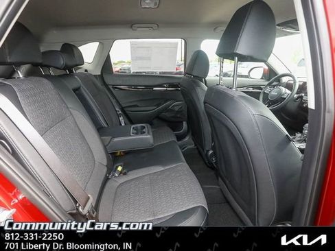 Certified 2025 Kia Seltos X-Line image 19