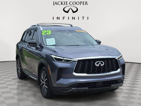 Certified 2023 INFINITI QX60 Sensory w/ Vision Package AWD/4WD image 3