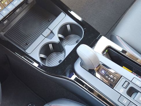 New 2026 Toyota Prius Plug-In Hybrid FWD image 18