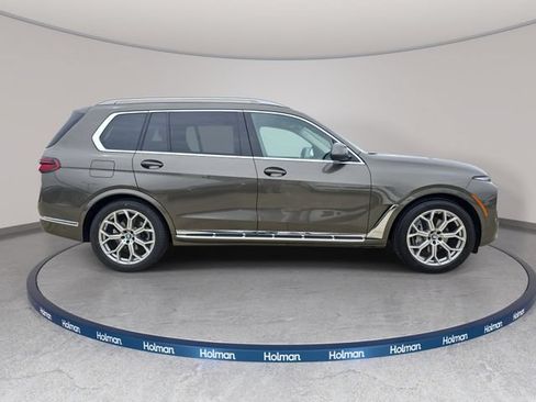 Used 2025 BMW X7 xDrive40i AWD/4WD image 5