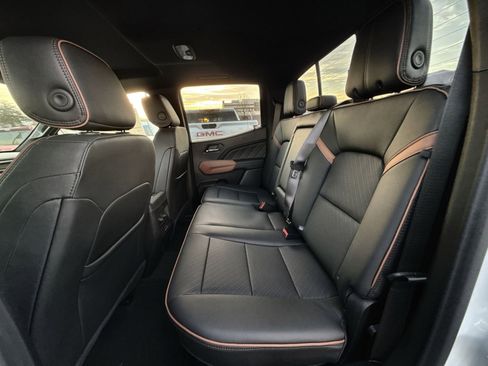 New 2026 GMC Canyon AT4 w/ Technology Plus Package image 25