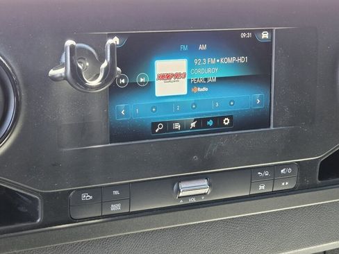 Used 2023 Mercedes-Benz Sprinter 2500 image 31