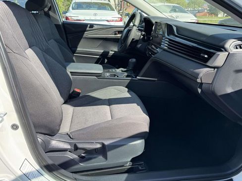 Used 2025 Toyota Camry LE FWD image 14