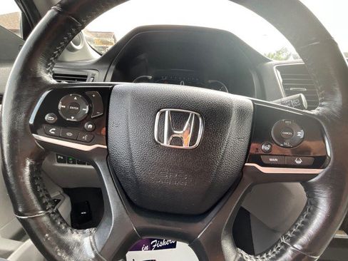 Used 2019 Honda Pilot Elite image 12