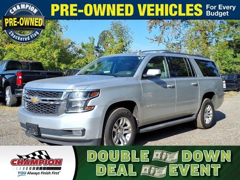 Used 2020 Chevrolet Suburban LT image 1