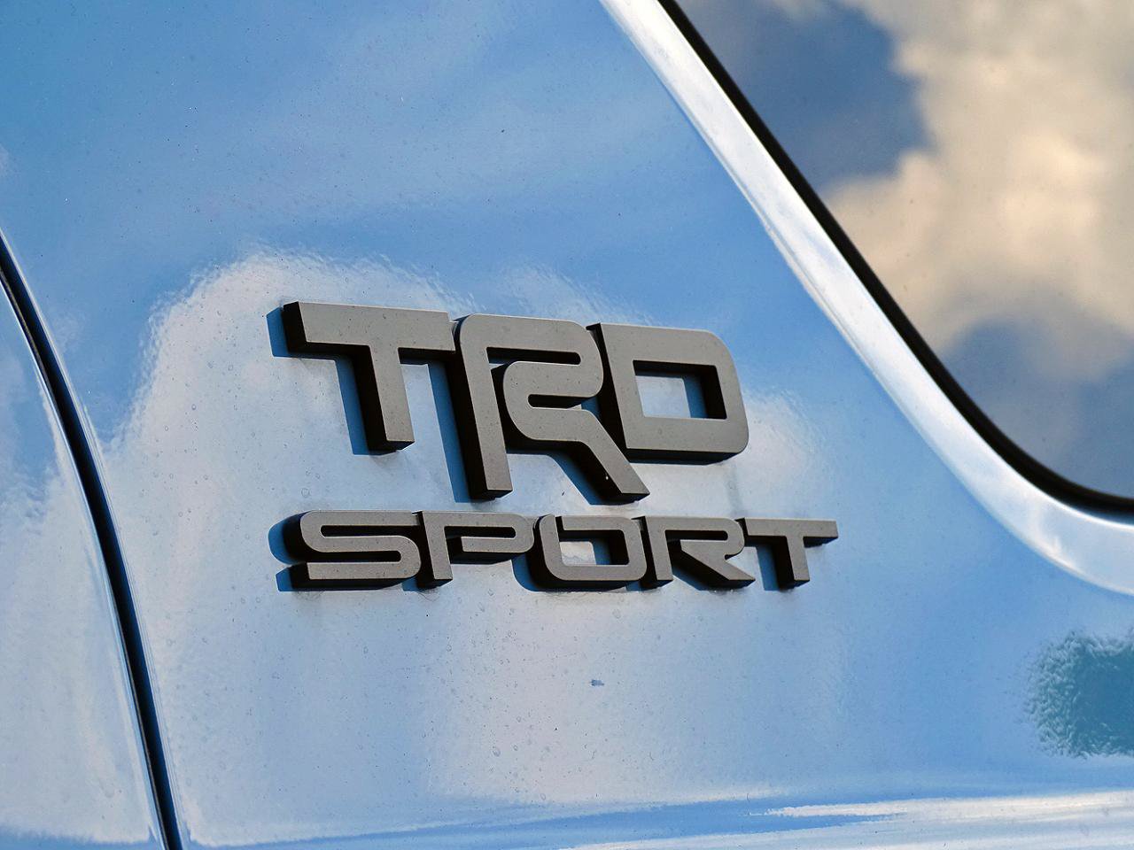 Used 2025 Toyota 4Runner TRD Sport Premium w/ Tow Technology Package AWD/4WD image 18