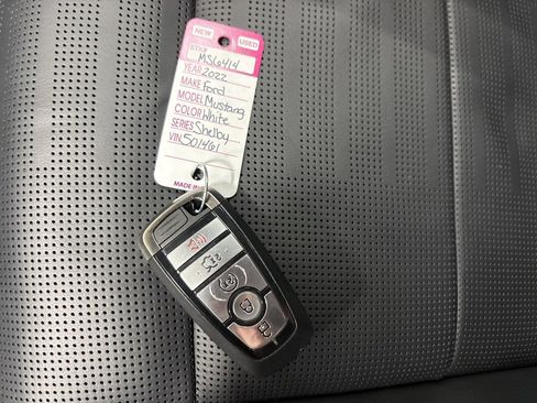 Used 2022 Ford Mustang Shelby GT500 w/ Technology Package image 46