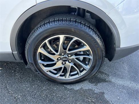 Used 2022 Lincoln Corsair FWD w/ Equipment Group 101A image 11