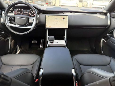 Used 2025 Land Rover Range Rover Long Wheelbase Autobiography AWD/4WD image 14