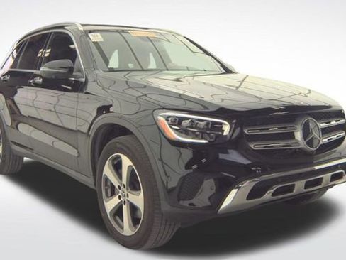 Used 2022 Mercedes-Benz GLC 300 4MATIC w/ Premium Package Lite image 1