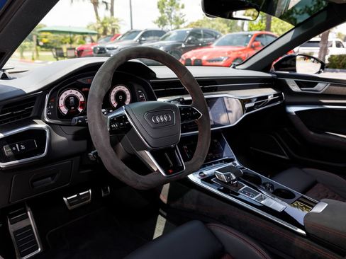 Used 2025 Audi RS 6 performance AWD/4WD image 32