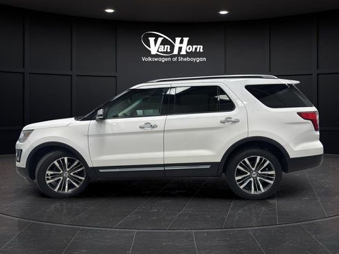 Used 2016 Ford Explorer Platinum AWD/4WD image 4