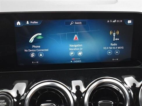 Used 2022 Mercedes-Benz GLA 250 4MATIC w/ Premium Package Lite image 14