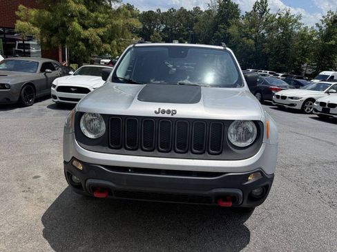 Used 2016 Jeep Renegade Trailhawk AWD/4WD image 2