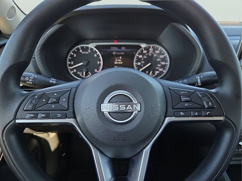 Used 2025 Nissan Sentra SV FWD image 24