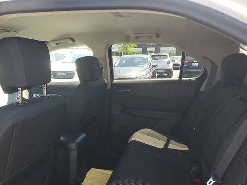 Certified 2017 Chevrolet Equinox LT w/ Convenience Package FWD image 8