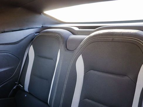 Used 2022 Chevrolet Camaro LT image 23