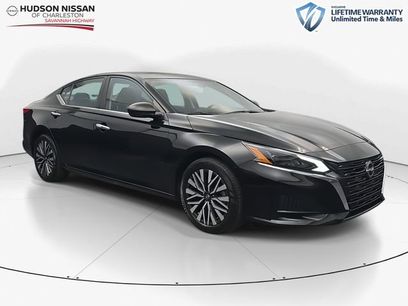Used 2024 Nissan Altima 2.5 SV