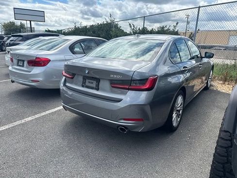 Used 2023 BMW 330i xDrive Sedan w/ Premium Package AWD/4WD image 9