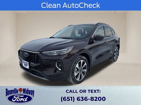 Used 2023 Ford Escape Platinum w/ Premium Technology Package image 3