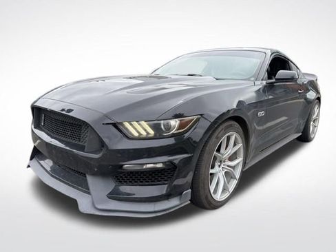 Used 2017 Ford Mustang GT Premium RWD image 3