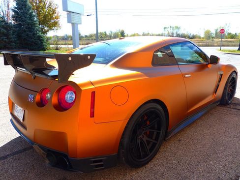 Used 2010 Nissan GT-R Premium image 13