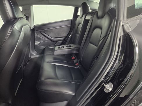 Used 2020 Tesla Model 3 Standard Range Plus RWD image 25