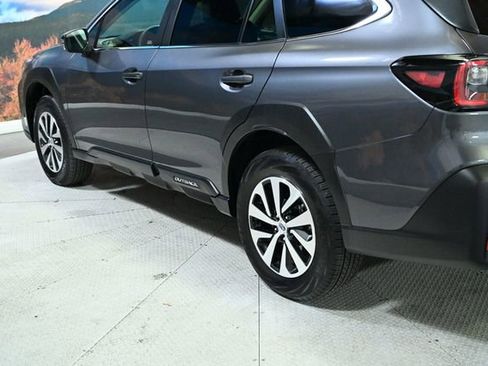 Certified 2025 Subaru Outback Premium image 8