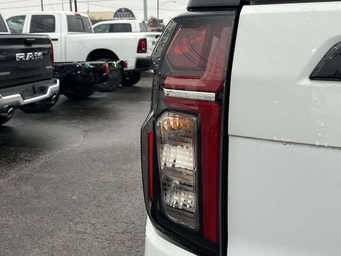 Used 2023 Chevrolet Tahoe RST image 10