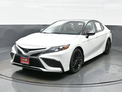 Used 2023 Toyota Camry XSE w/ Cold Weather Package image 2