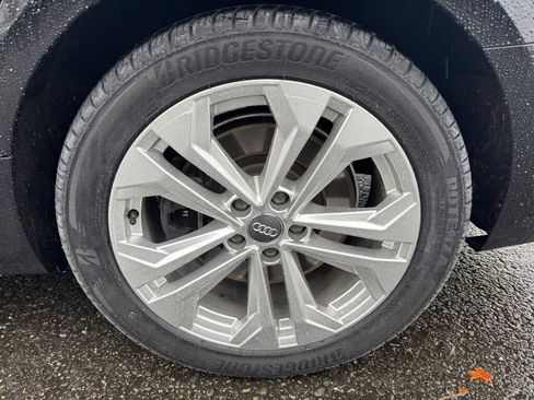 Used 2020 Audi A4 2.0T Premium w/ Premium Plus Package image 9