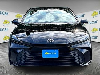 Used 2025 Toyota Camry LE video 2