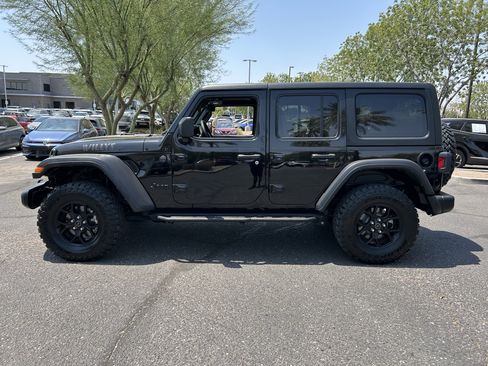 Used 2024 Jeep Wrangler Unlimited Sport AWD/4WD image 2