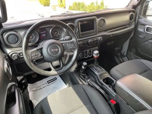 Certified 2022 Jeep Wrangler Unlimited Sport image 16