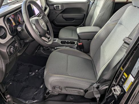 New 2026 Jeep Gladiator Sport image 9