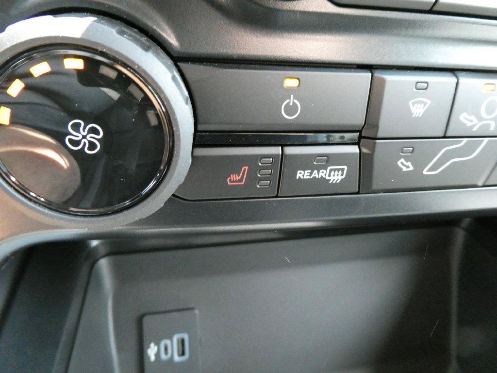 New 2026 Ford F250 XLT w/ XLT Premium Package AWD/4WD image 23